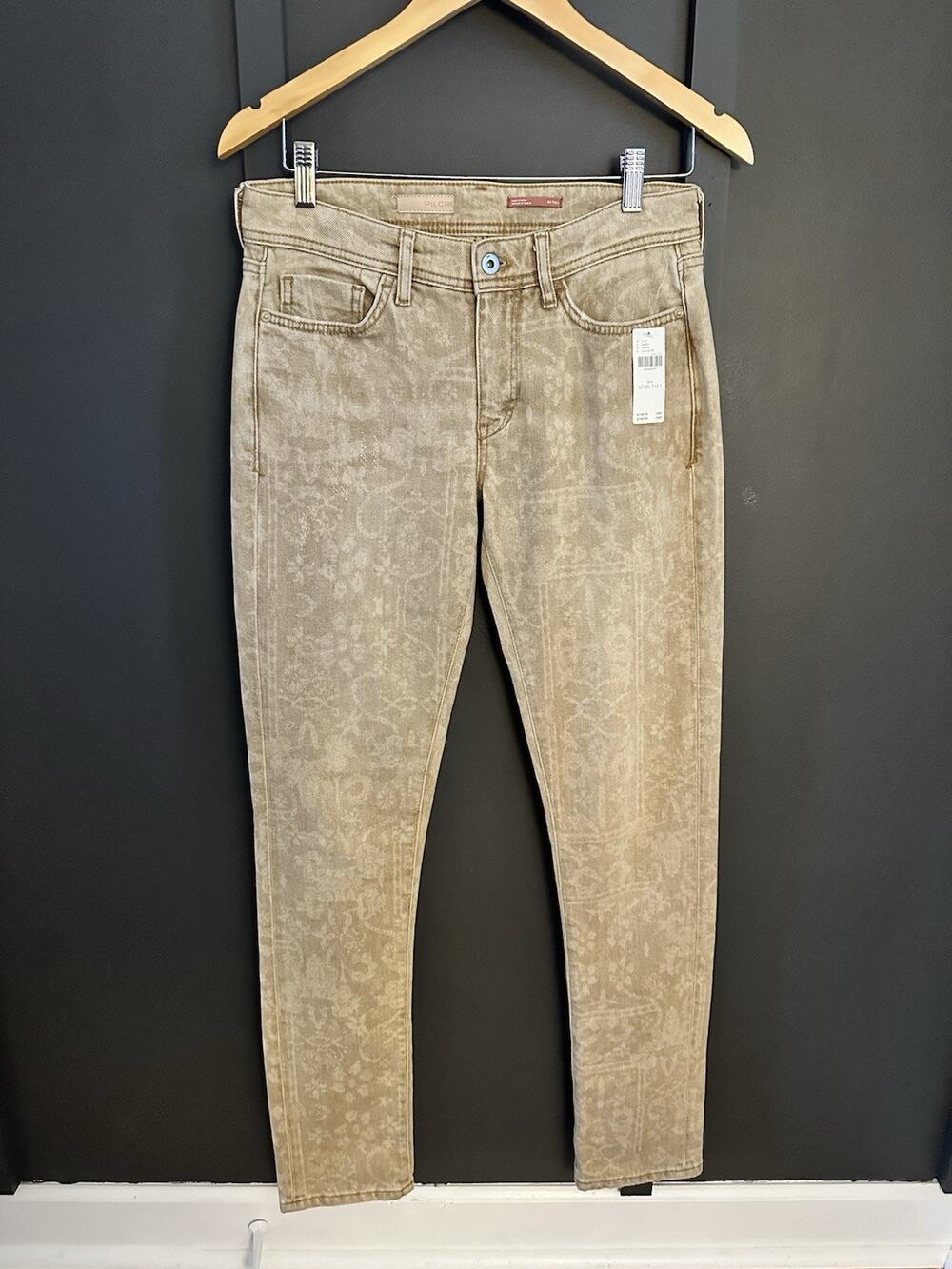 anthropologie Pilcro NWT DENIM jeans - Yellow/Tan, Slim Boyfriend 26 Tall
